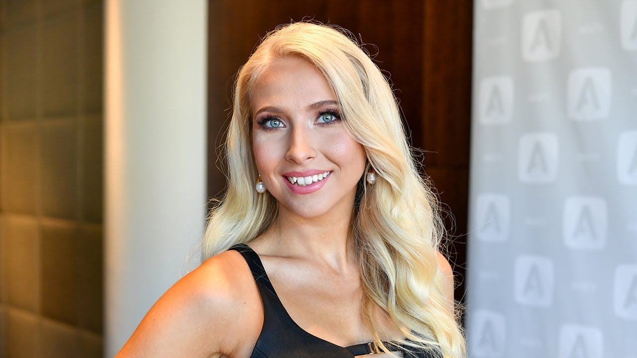 Miss Suomi 2019 -finalisti 3. Sonja Länsivuori esittäytyy