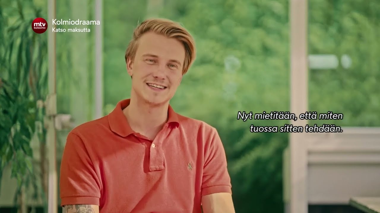 “Menenkö keskelle ja kaksi naista reunalle?” | Kolmiodraama maksutta MTV Katsomossa