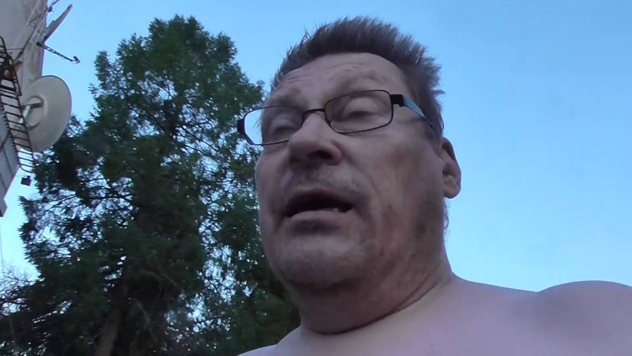 RUUMISMATO ROSKIKSESSA ?