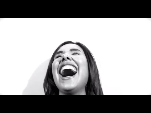 Basson Slämäri: Kristinia DeBarge