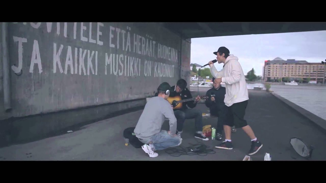 Piknikillä: Hikinen Iltapäivä & Atomirotta