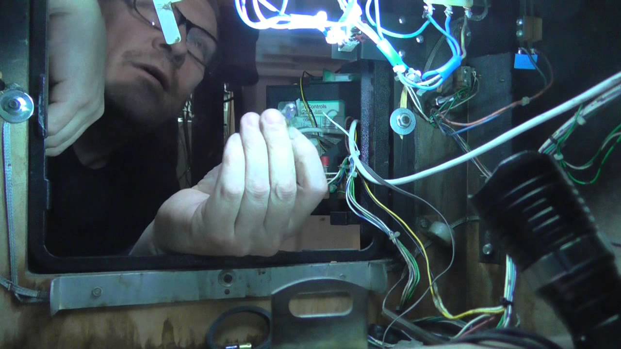 Police Force Pinball Machine 1989 Williams