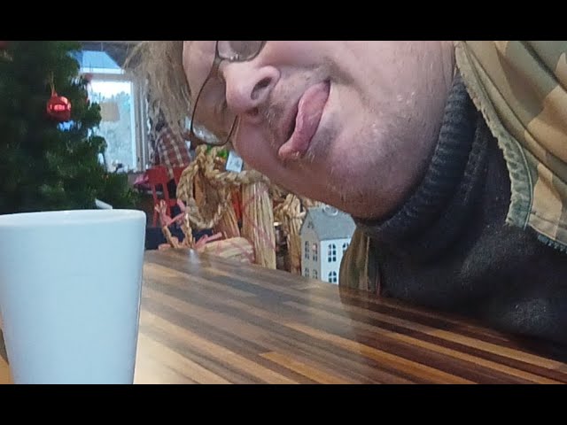 Metsaman asemalla maistuu kahvi