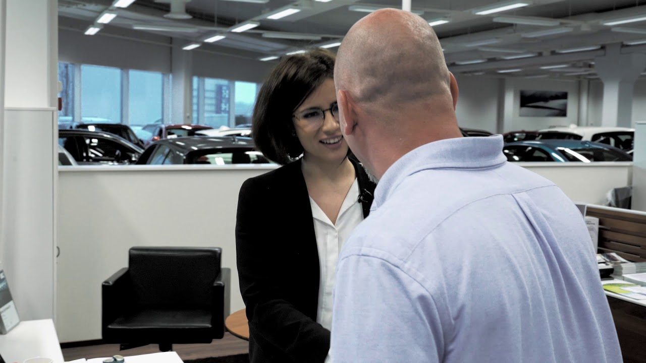 Menopelimestarit – Niko Kivelä tutustuu työmahdollisuuksiin autoalalla